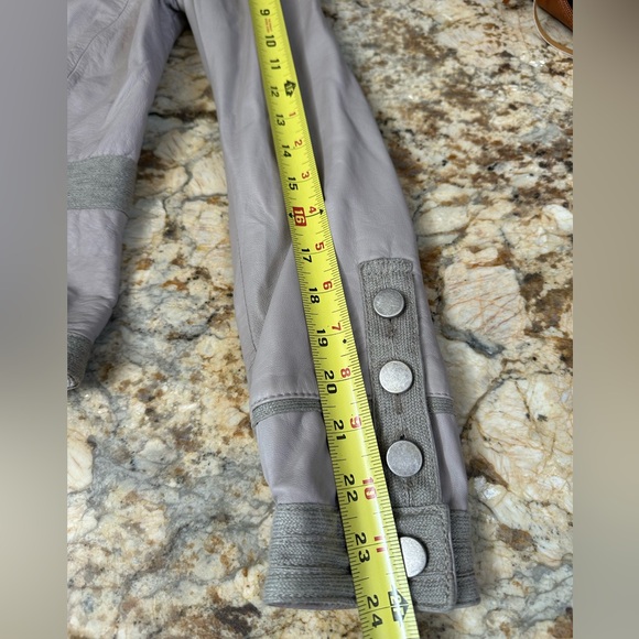 Joie sz MD soft lamb leather taupe jacket w detailing brushed silver buttons - Picture 14 of 16